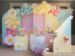 Radiant Blooms: Flower Decor for Baby’s 1st Birthday