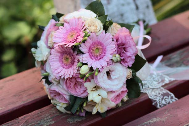 Best Wedding Flower bouquet under 999
