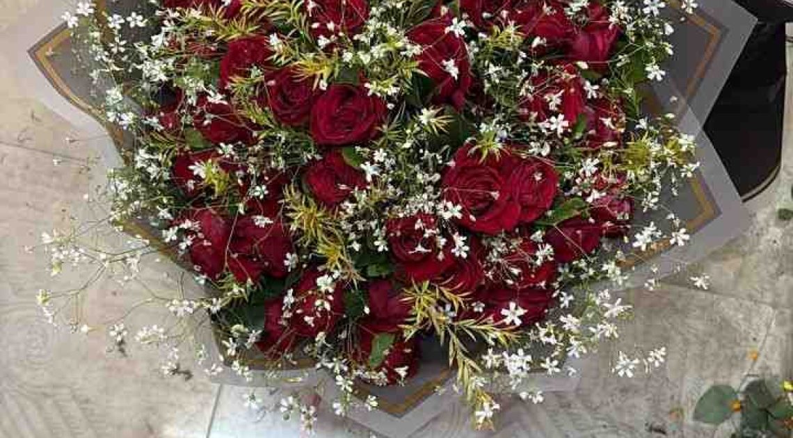 5 Perfect Flowers to Gift Your Girlfriend on Her Birthday